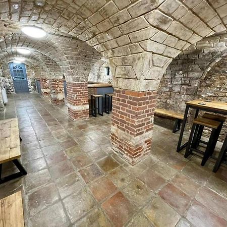 הוילה Lydney House Swaffham Sleeps 22 מראה חיצוני תמונה