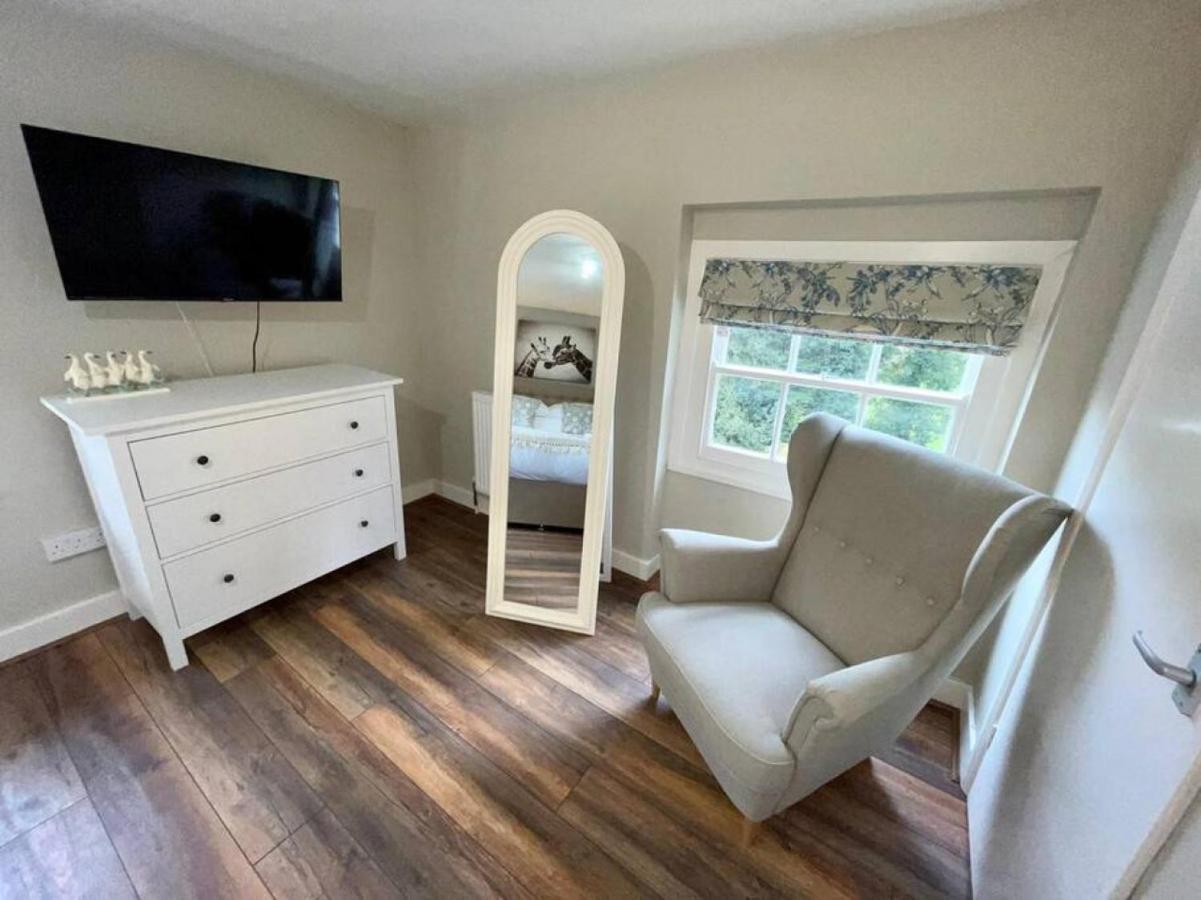 הוילה Lydney House Swaffham Sleeps 22 מראה חיצוני תמונה