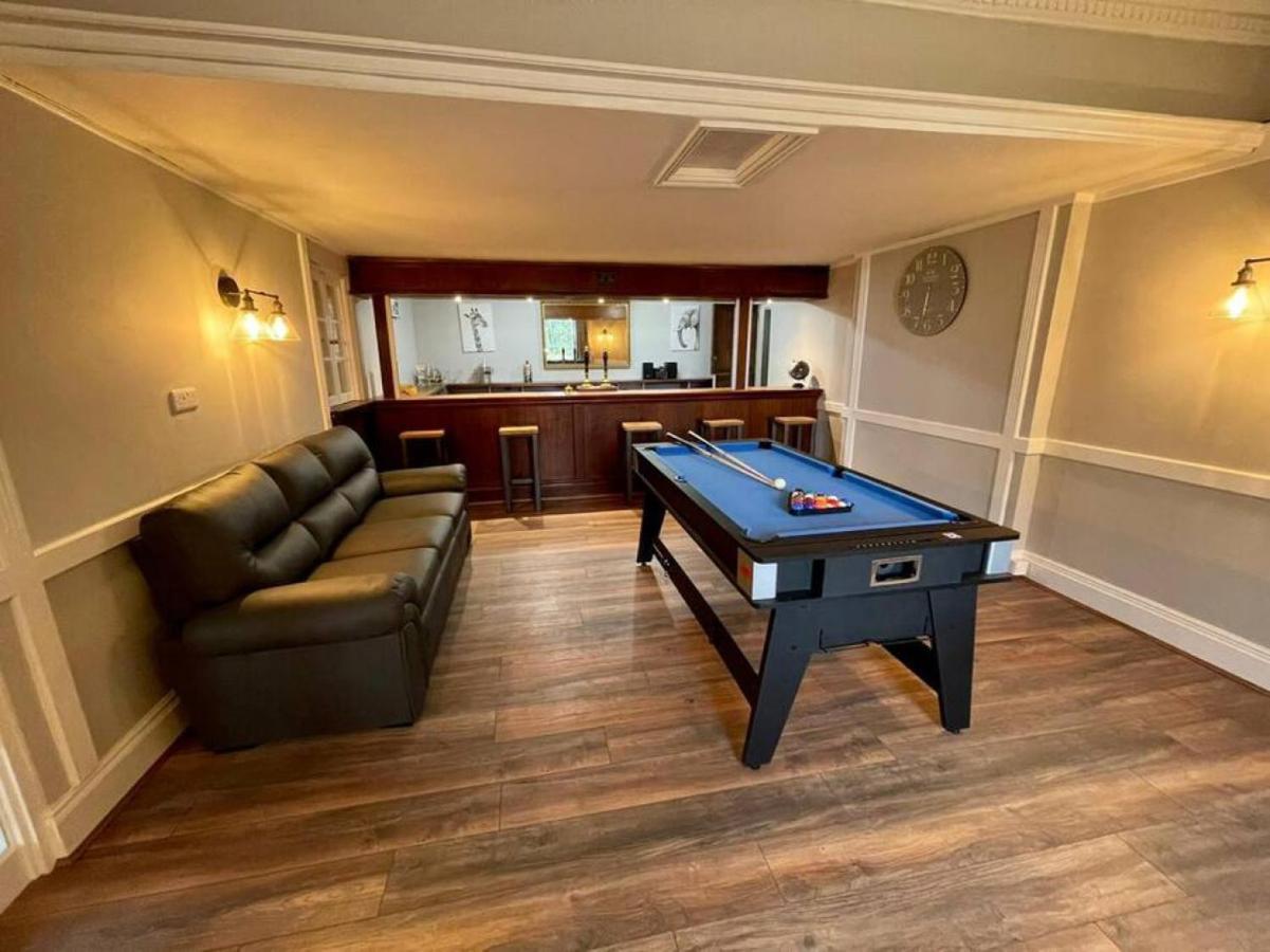 הוילה Lydney House Swaffham Sleeps 22 מראה חיצוני תמונה