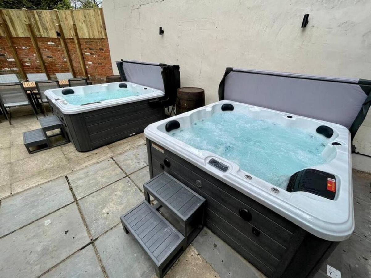 הוילה Lydney House Swaffham Sleeps 22 מראה חיצוני תמונה