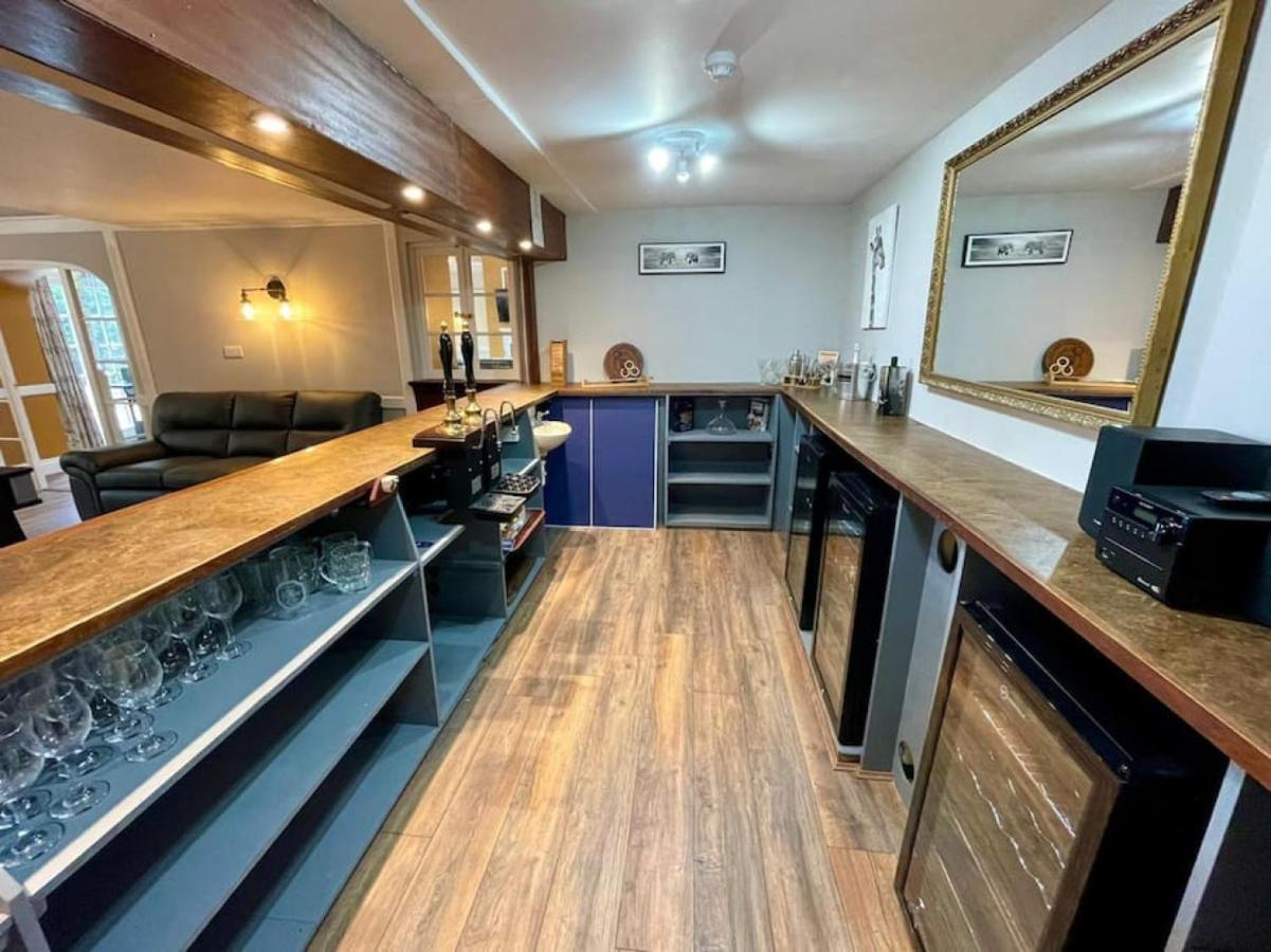 הוילה Lydney House Swaffham Sleeps 22 מראה חיצוני תמונה